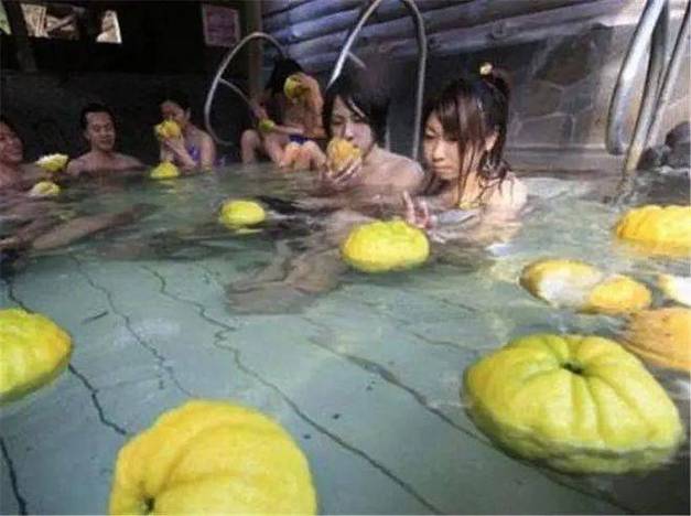 美女老师被我操的视频的相关介绍