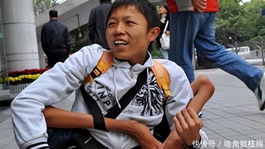 少妇av三区的相关介绍