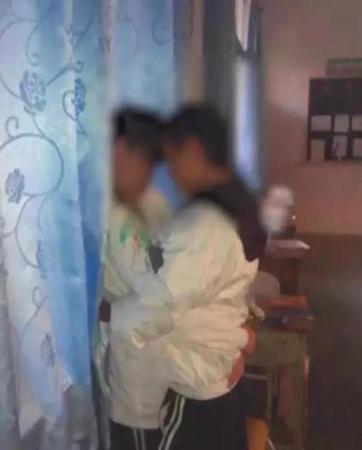 啪啪影院破解版的相关介绍