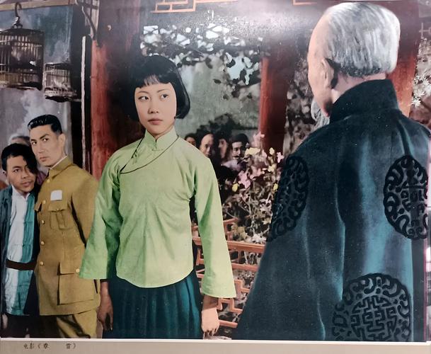 激情精品久久久的相关介绍