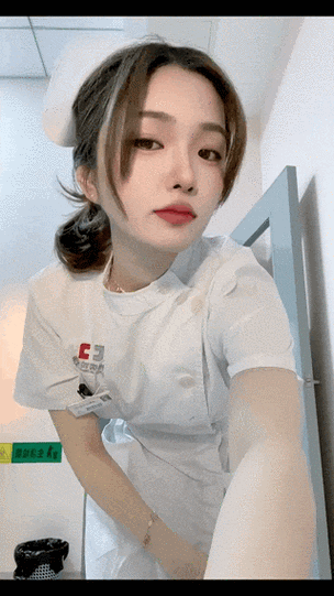 欧美怡红院一区二区的相关介绍