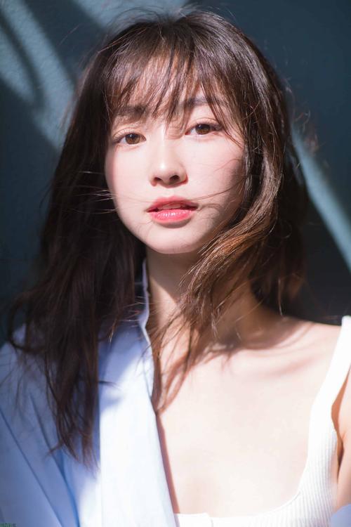 少妇极品熟妇人妻av中文的相关介绍