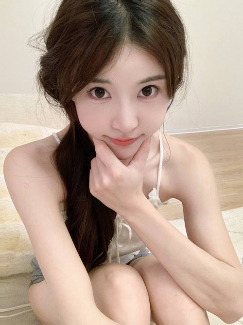 午夜激情久久久av的相关介绍