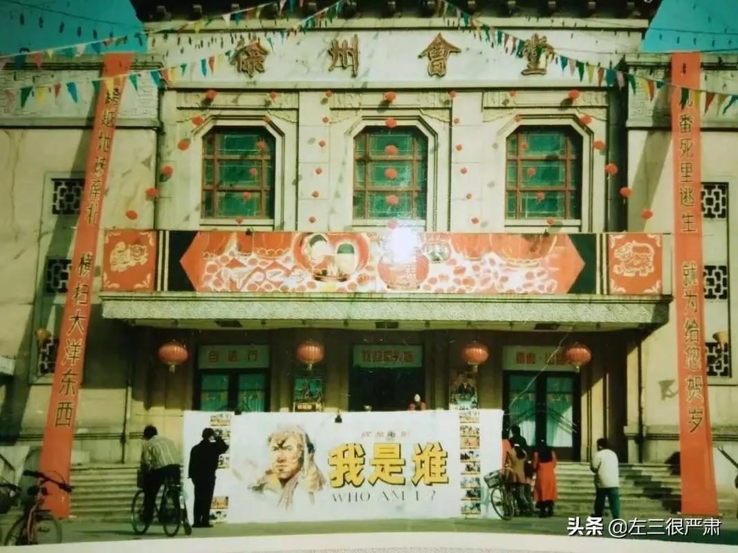 美女被各种姿势操舒服的相关介绍