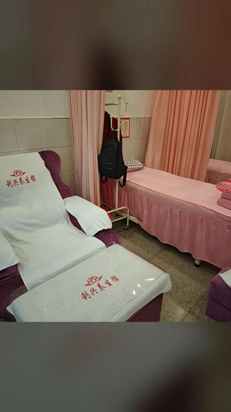 熟女人妻在线免费的相关介绍