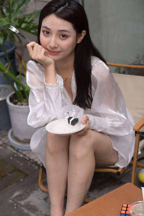女性分泌物在内裤上会变黄的相关介绍