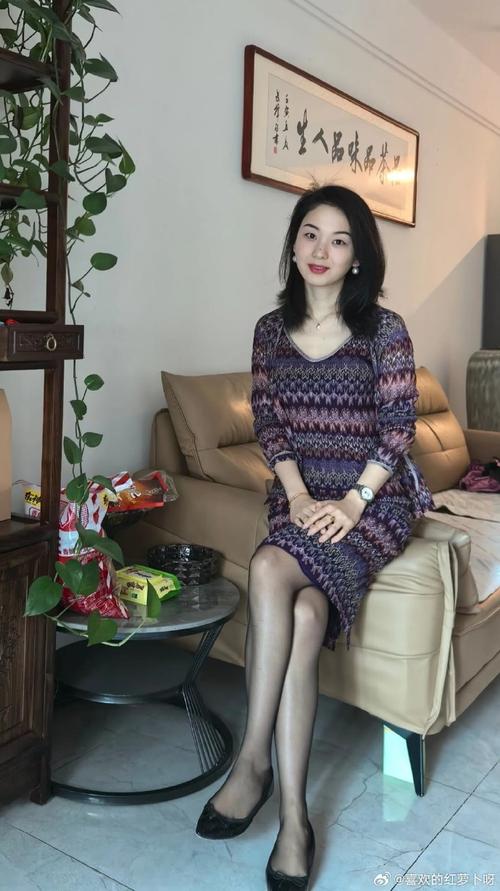 操美女流白浆av的相关介绍