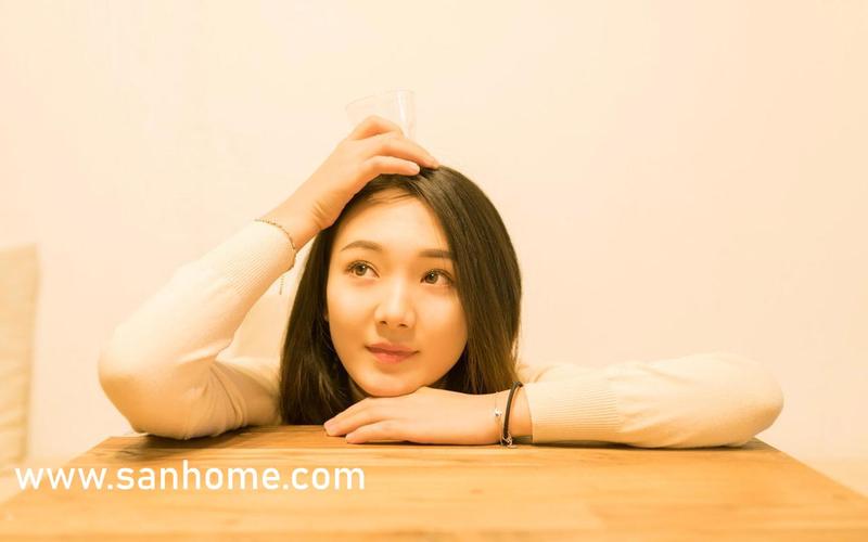 风流少妇人妻的相关介绍