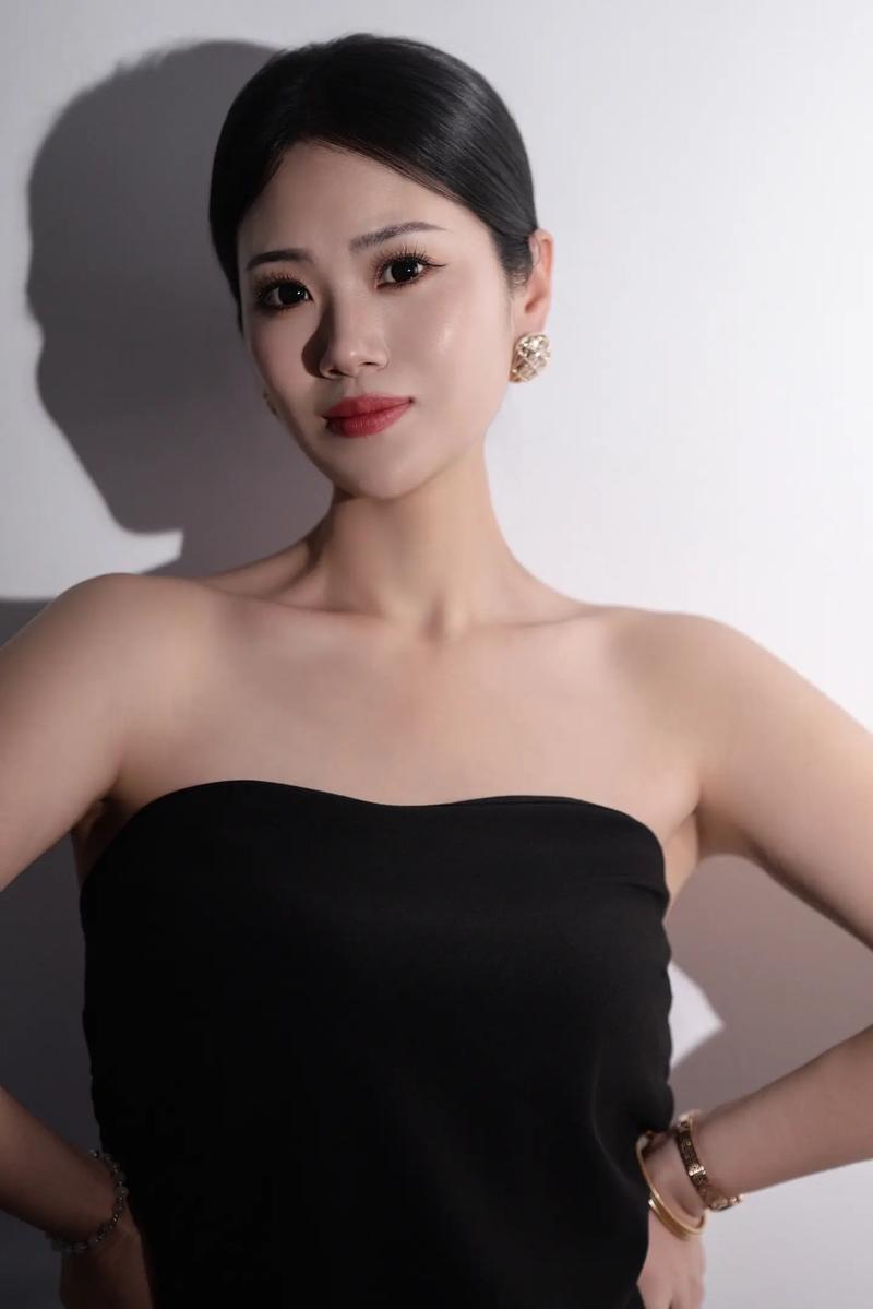 少妇3p欧美一区二区三区的相关介绍