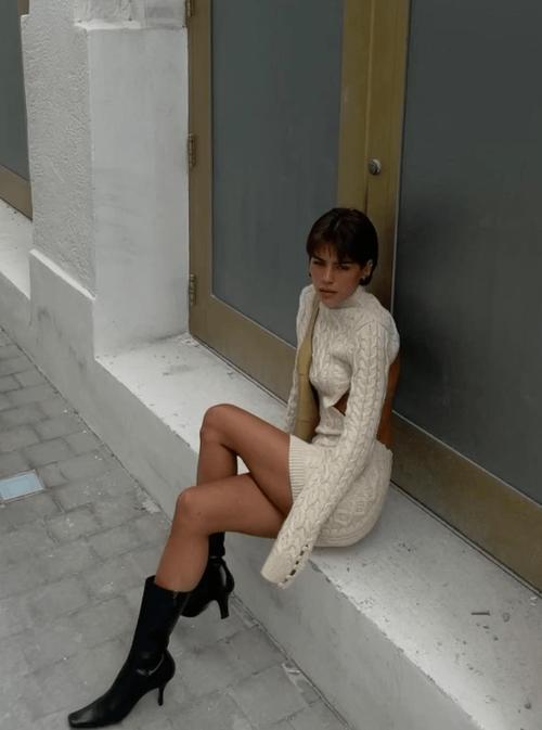 肥胖少妇av激情在线的相关介绍