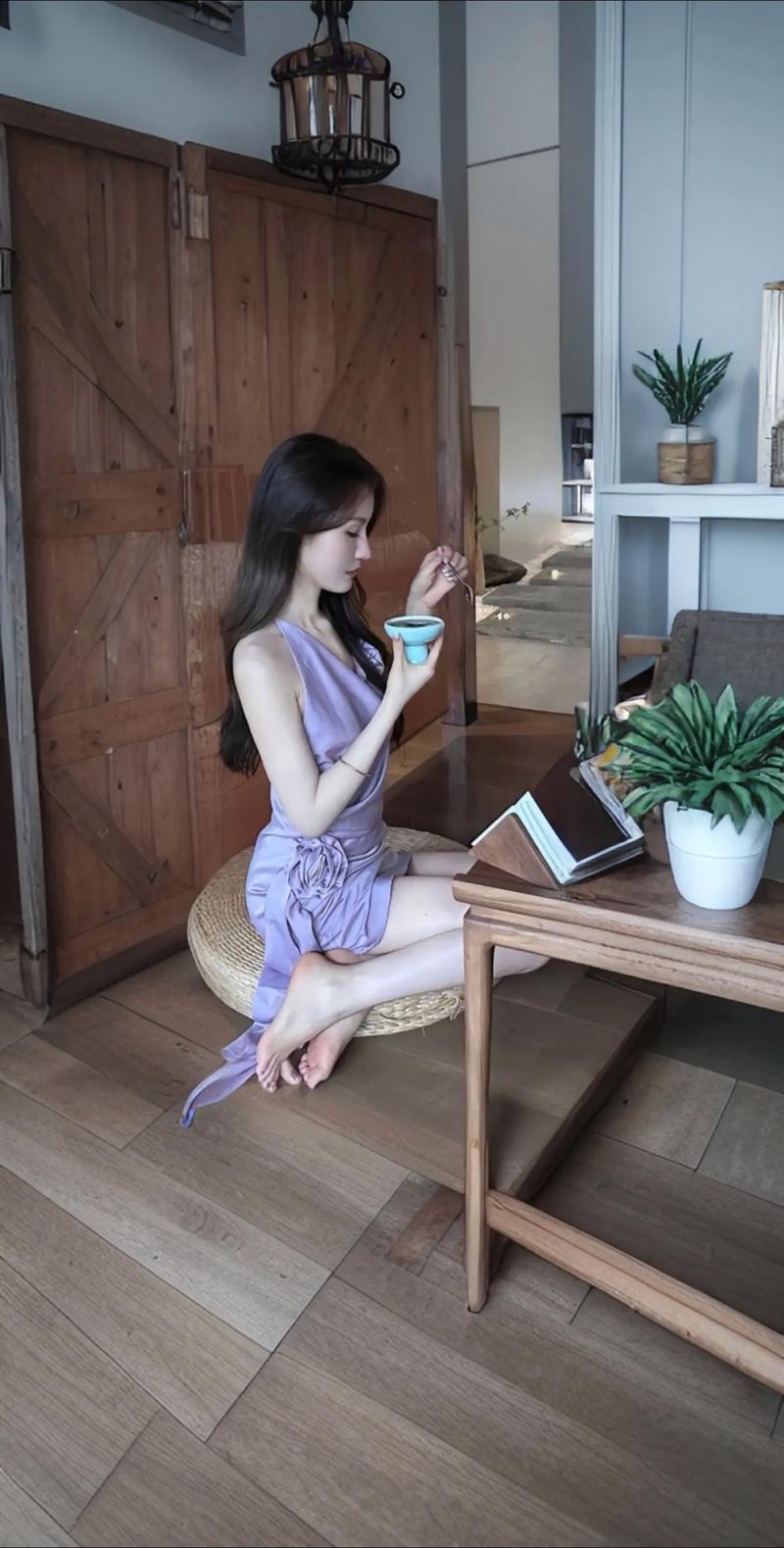 人妻少妇对白的相关介绍