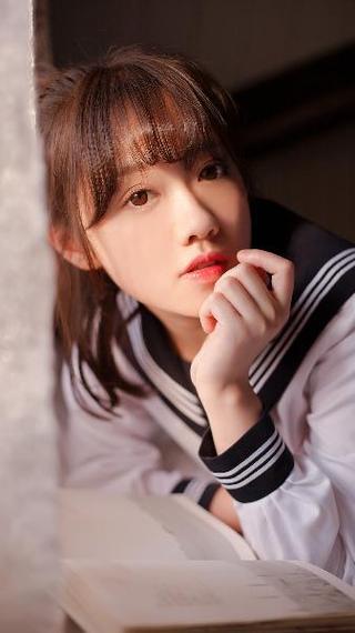 操美女老师大奶子的相关介绍