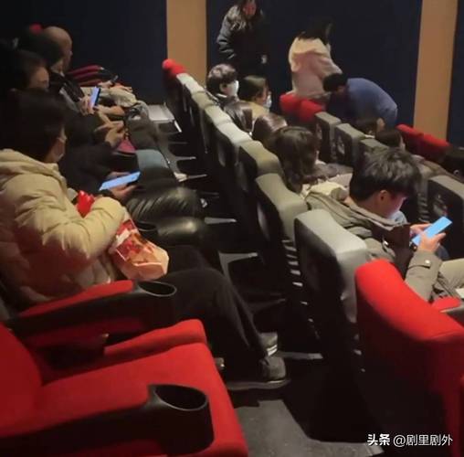 高清丝袜毛片的相关介绍