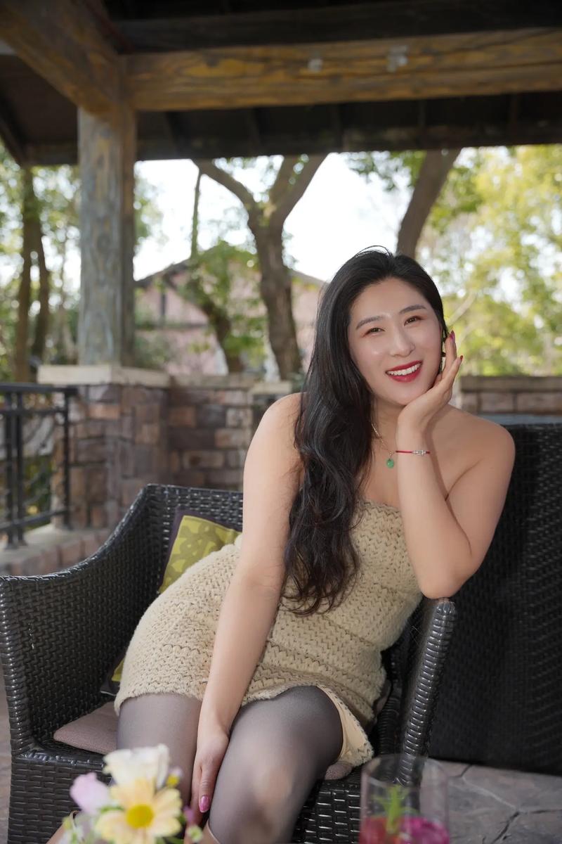 精品人妻少妇一区二区三区不卡的相关介绍