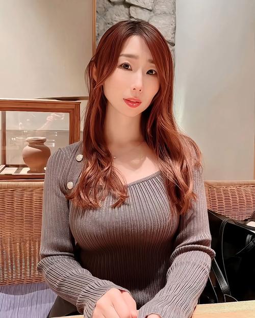 18岁少女毛片在线看的相关介绍