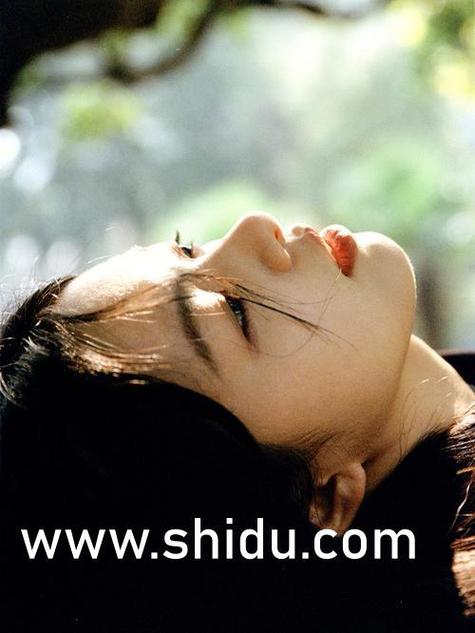 猛操美女老师的相关介绍