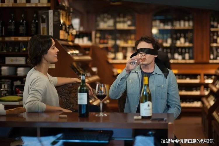 一边摸一边脱一边舔的相关介绍