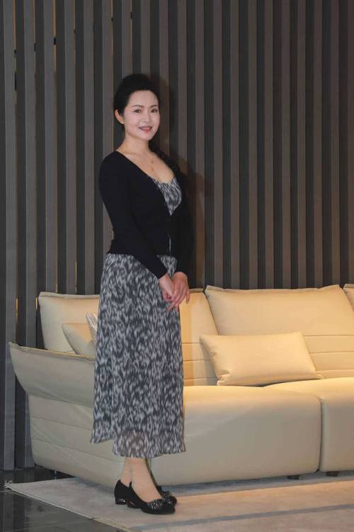 欧美主播一区二区三区的相关介绍