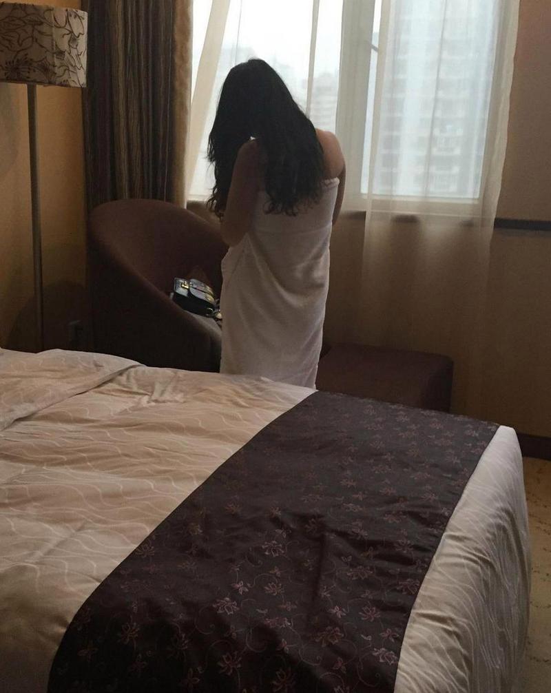 美女下部免费看的相关介绍