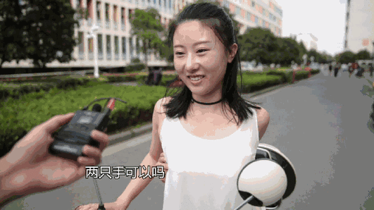 女性下面黄色分泌物是怎么回事的相关介绍